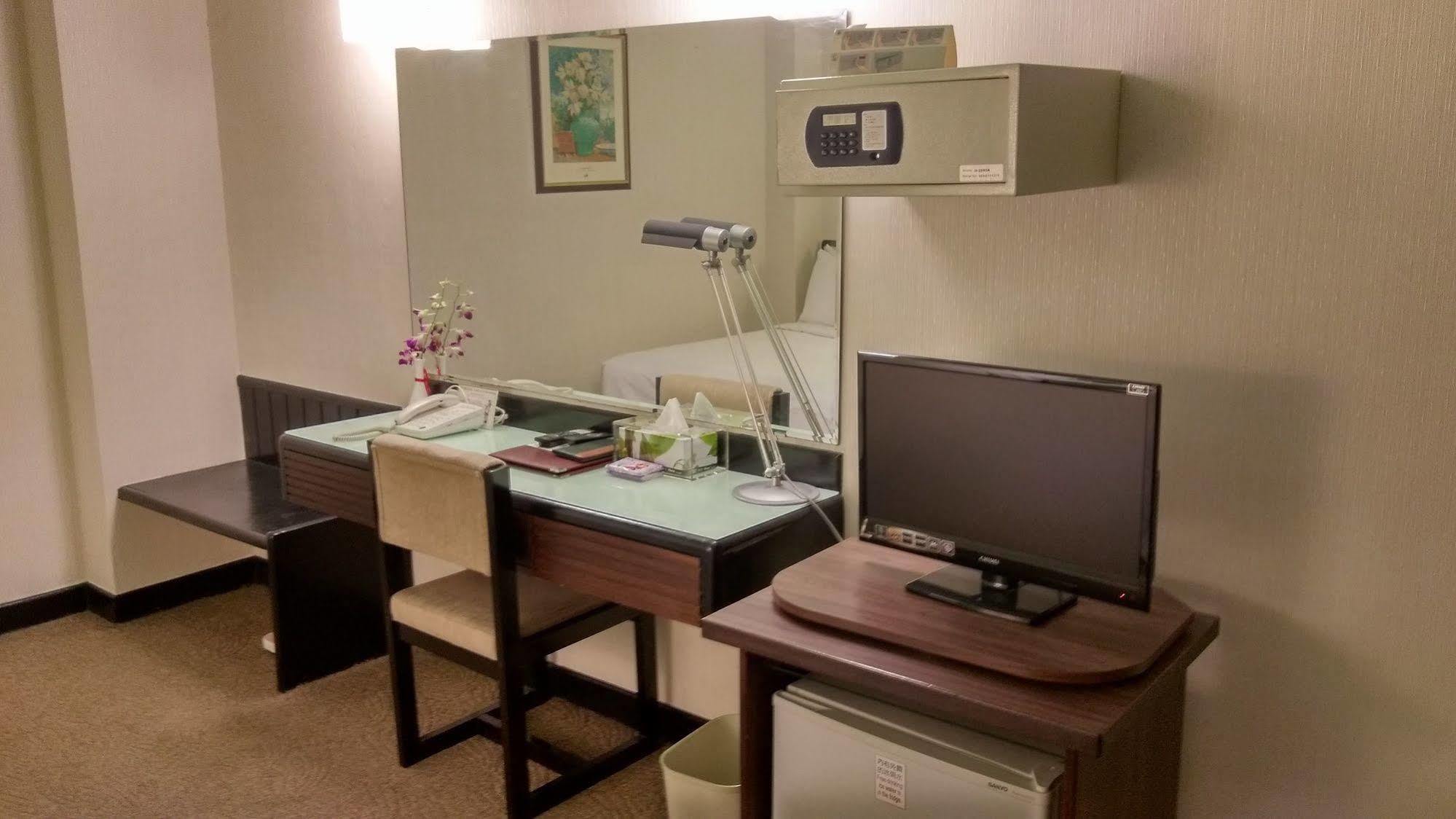 The Premier Hotel Tainan Esterno foto